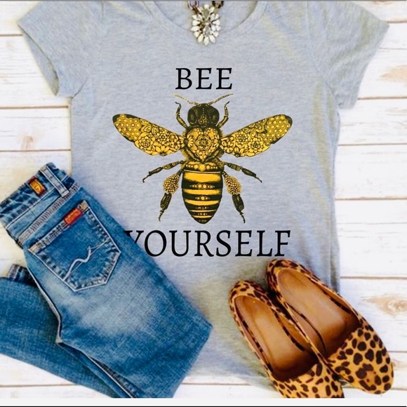 Meet your Posher, Julia - Picture 2 of 3